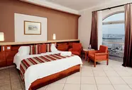 Paradise Bay Resort