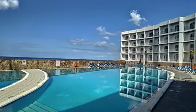 Paradise Bay Resort