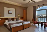 Paradise Bay Resort