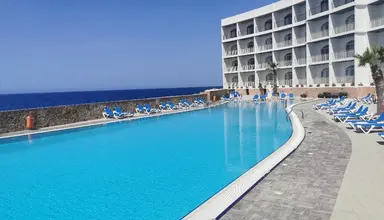 Paradise Bay Resort