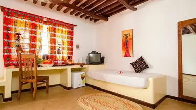 Paradise Beach Resort (Uroa)
