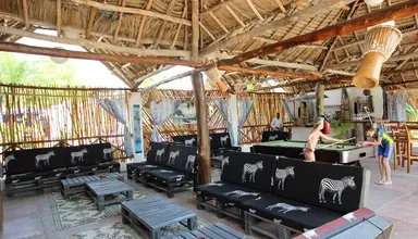 Paradise Beach Resort (Uroa)