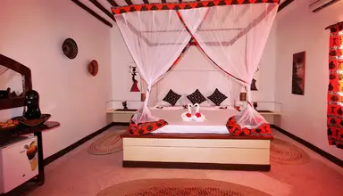 Paradise Beach Resort (Uroa)
