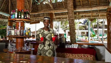 Paradise Beach Resort (Uroa)