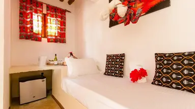 Paradise Beach Resort (Uroa)