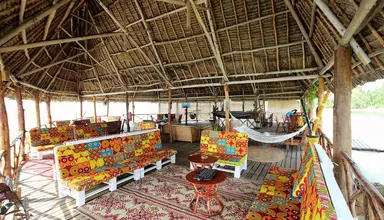 Paradise Beach Resort (Uroa)