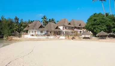 Paradise Beach Resort (Uroa)
