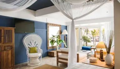 Paradise Cove Boutique