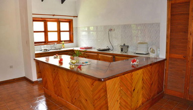 Paradise Flycatcher Lodge