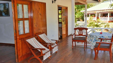 Paradise Flycatcher Lodge