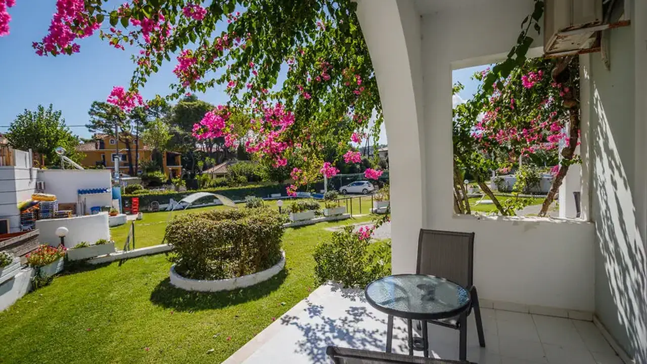 Paradise Hotel