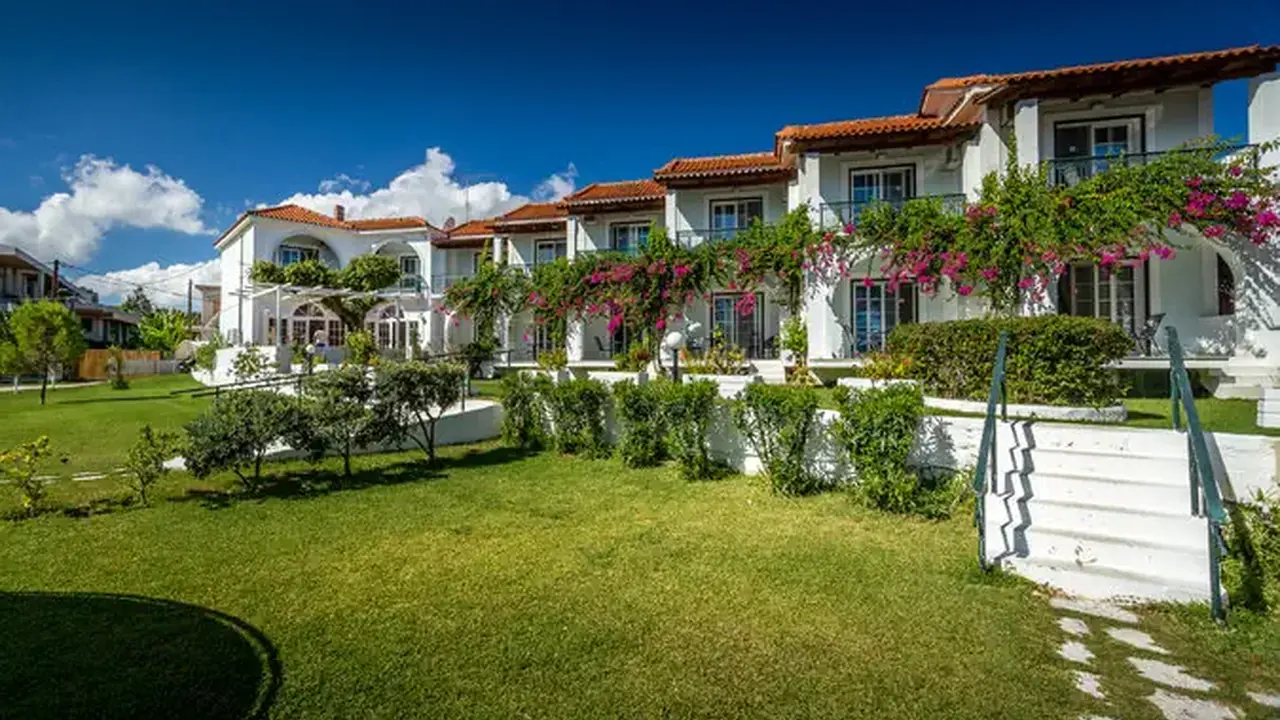 Paradise Hotel