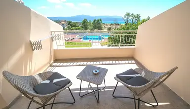 Paradise Resort (Finikounda )