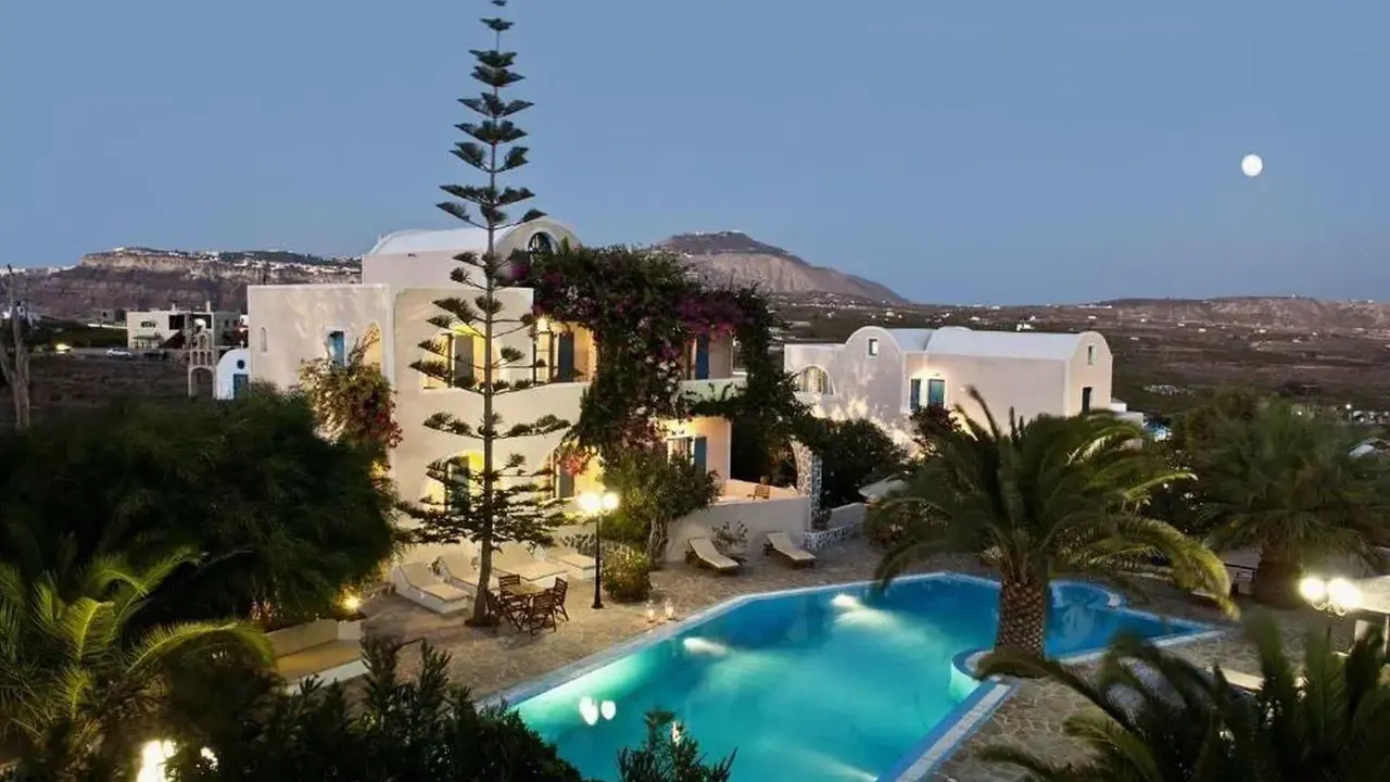 Paradise Resort