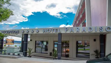Paradiso Apartments