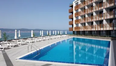 Paradiso Apartments