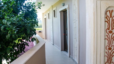 Paradisos Apartments