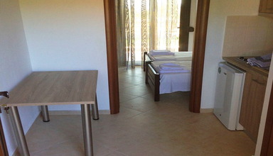 Paradisos Apartments