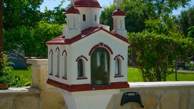 Paradisos Apartments