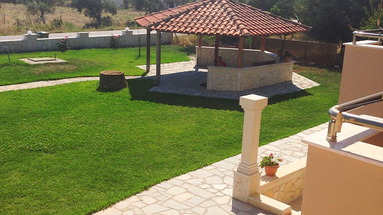Paradisos Apartments