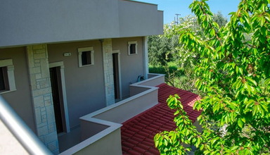 Paradisos Apartments