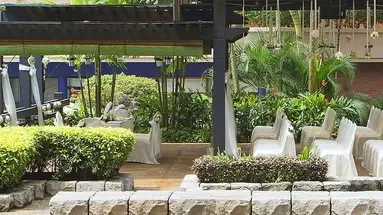 Paradox Singapore Merchant Court