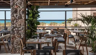 Paralos Venus Suites 