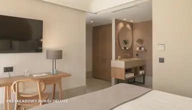 Paralos Venus Suites 