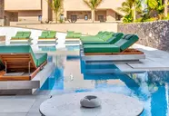 Paralos Venus Suites 
