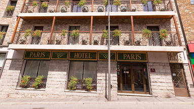 Paris (Encamp)