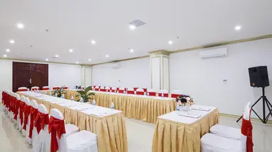 Paris (Nha Trang)