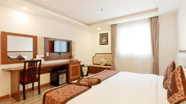 Paris (Nha Trang)
