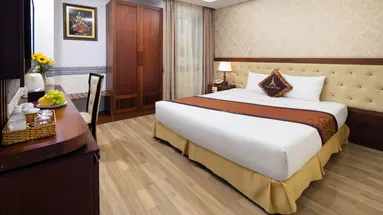 Paris (Nha Trang)