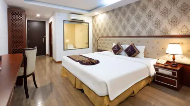 Paris (Nha Trang)