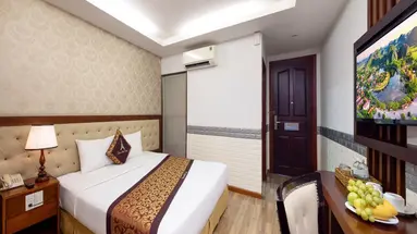 Paris (Nha Trang)