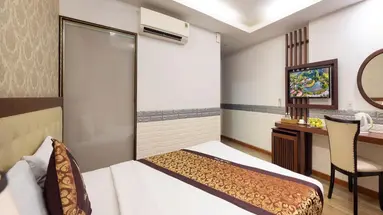 Paris (Nha Trang)