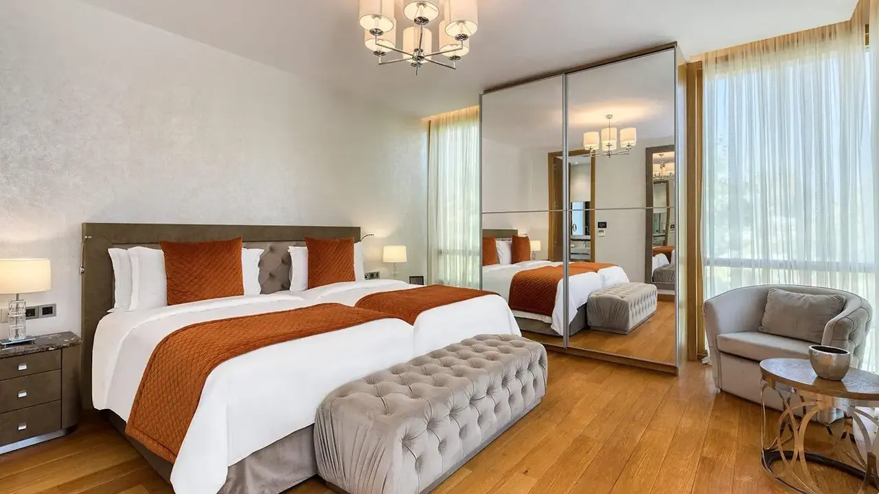 Parklane a Luxury Collection Resort & Spa