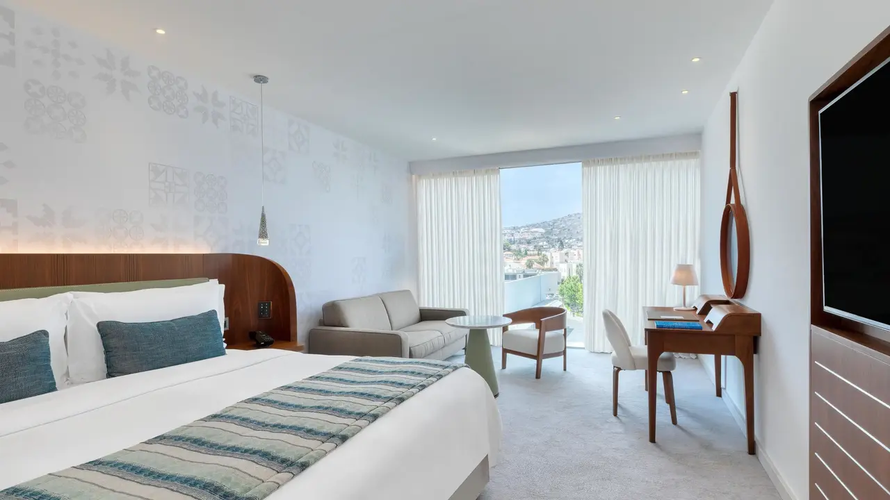 Parklane a Luxury Collection Resort & Spa