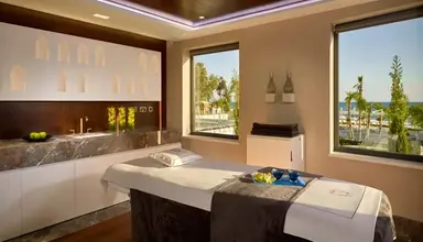 Parklane a Luxury Collection Resort & Spa