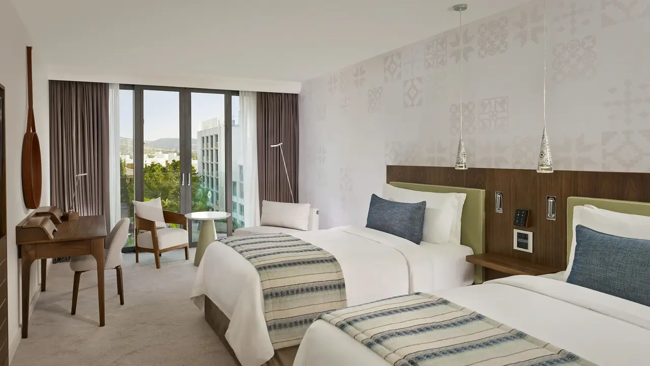 Parklane a Luxury Collection Resort & Spa
