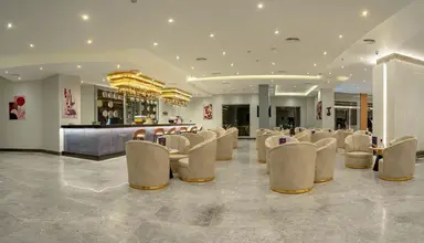 Parrotel Beach Resort