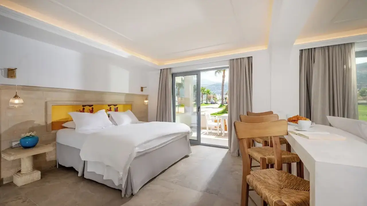 Parthenis Beach Suites by the Sea