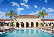 Pasadena Hotel & Pool