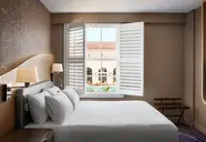 Pasadena Hotel & Pool