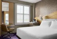 Pasadena Hotel & Pool