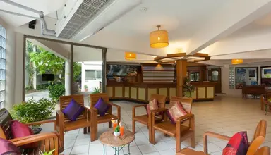 Patong Lodge (Phuket)