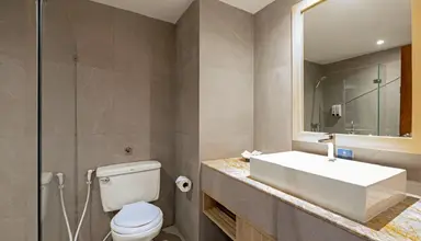 Patong Lodge (Phuket)