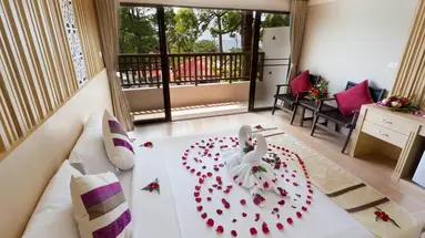 Patong Lodge (Phuket)