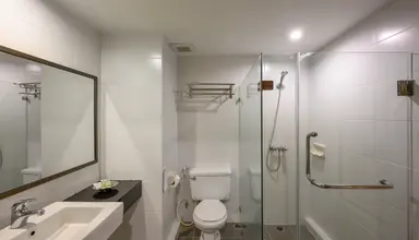 Patong Lodge (Phuket)