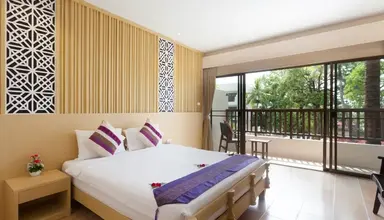 Patong Lodge (Phuket)